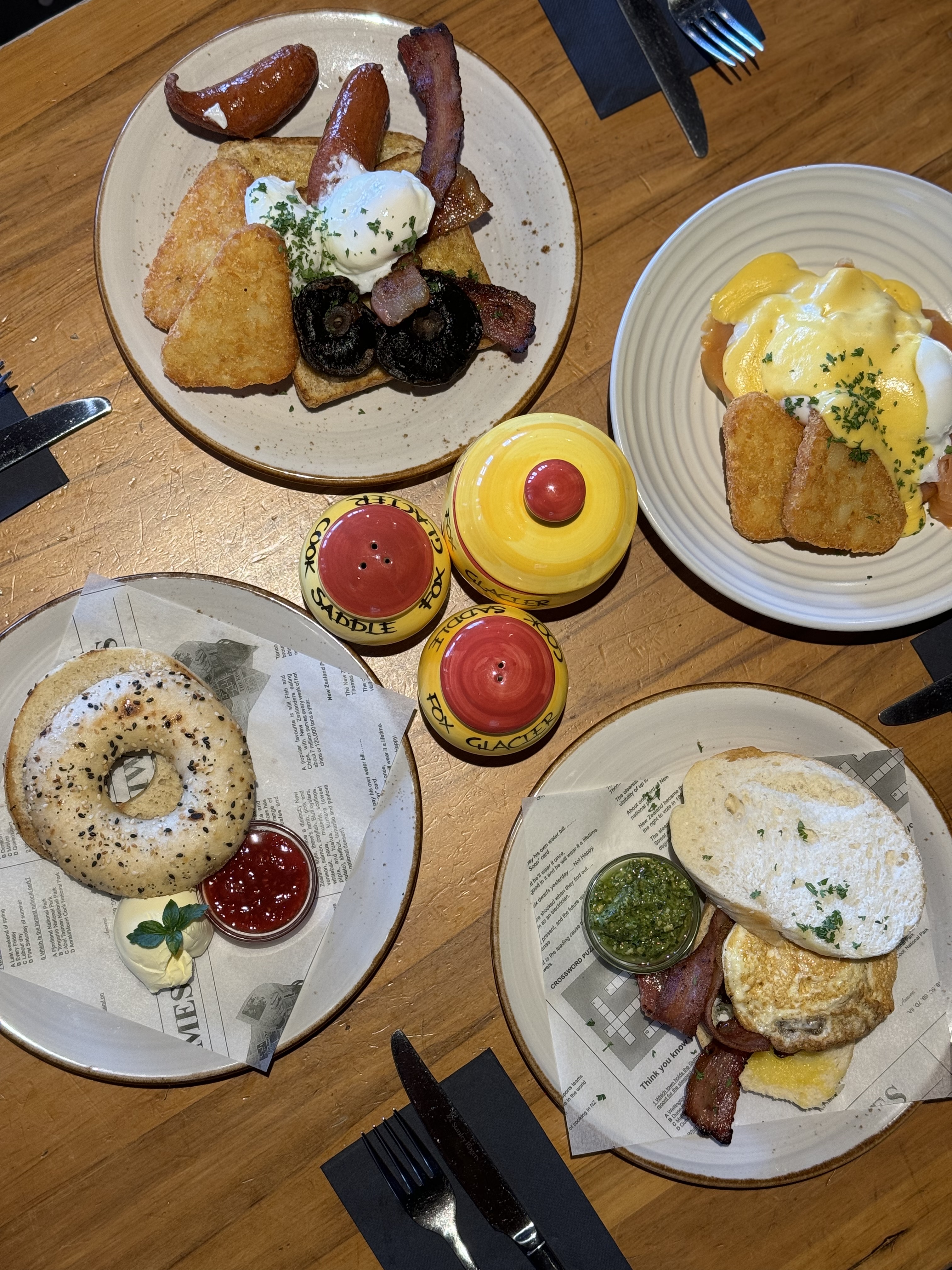 Cook Saddle Cafe & Saloon